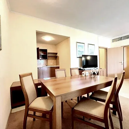 красавиците тъмнокоси Sunset 5* Поморие