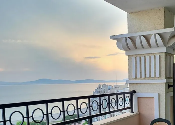 красавиците тъмнокоси Sunset 5* Поморие