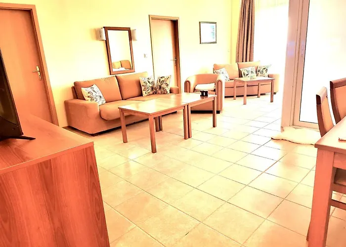 красавиците тъмнокоси Sunset Отель 5*